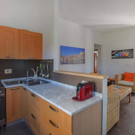 Apartamento 2 Bedroom Gorgeous In *