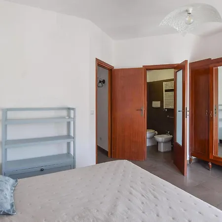 2 Bedroom Gorgeous In *